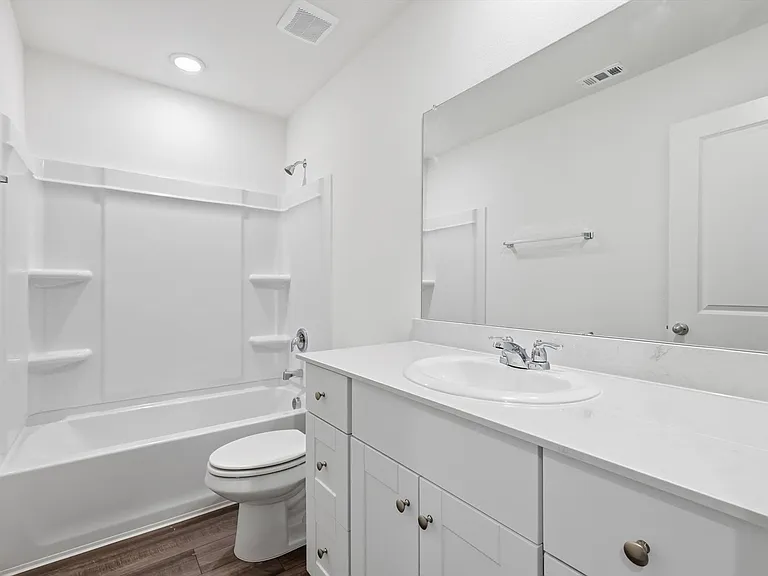 2106 Meadow Park Dr — Photo 26