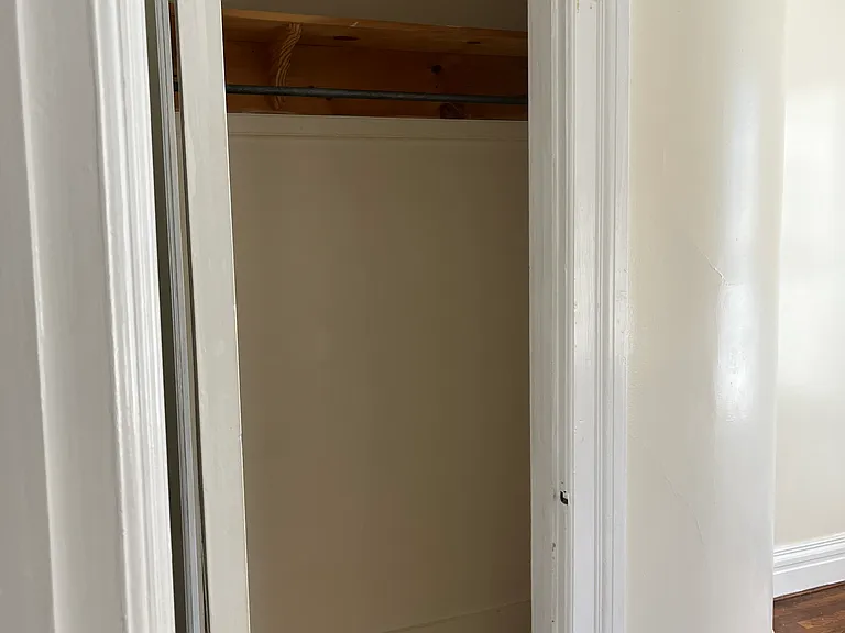 709 Academy St #1 — Photo 8