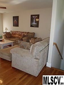 4th image of 109 Buck Shoals Cir