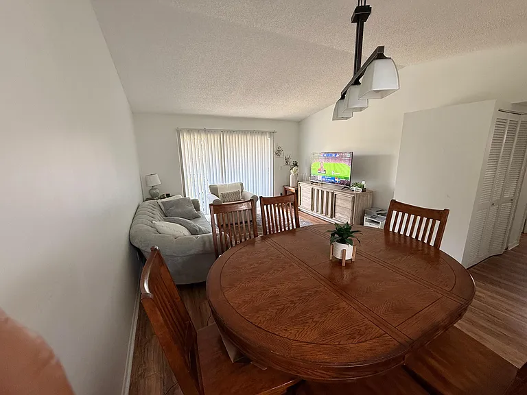 9923 Three Lakes Cir #13-H — Photo 8