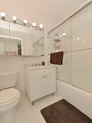 Rented by Cooper & Cooper Real Estate | media 8