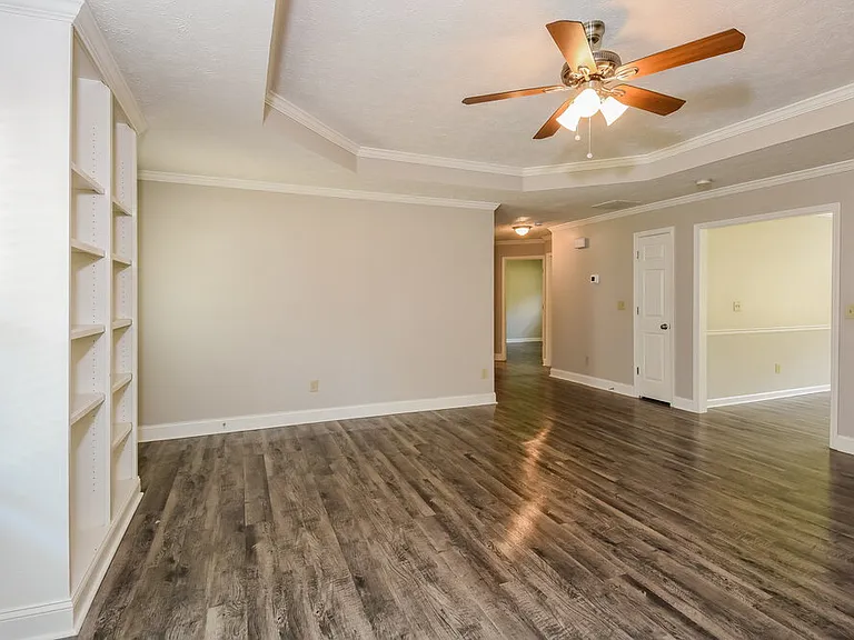 1290 Shamrock Hill Cir — Photo 4