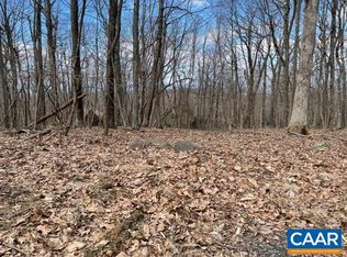 459 Deer Springs Ln, Roseland, VA