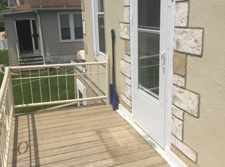 405 7th St APT 1, Peru, IL 61354