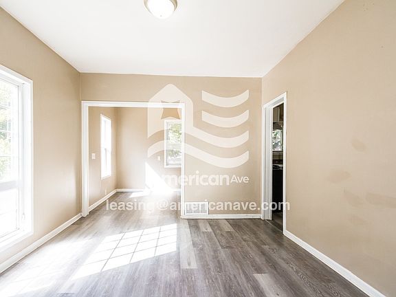 1614219_003_living_room_14059884.jpg
