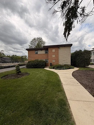5152 Fairview Ave #3 Photo 1