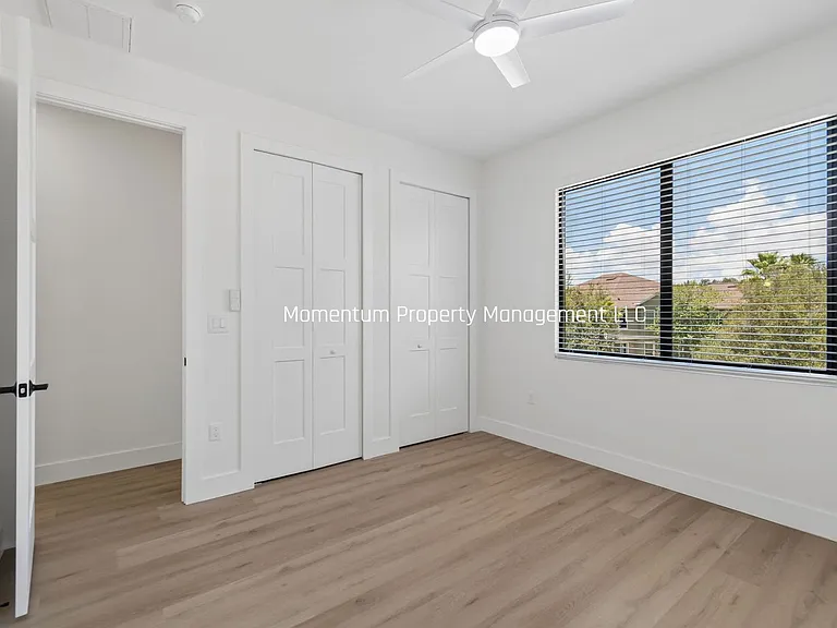 6401 S Richard Ave — Photo 13