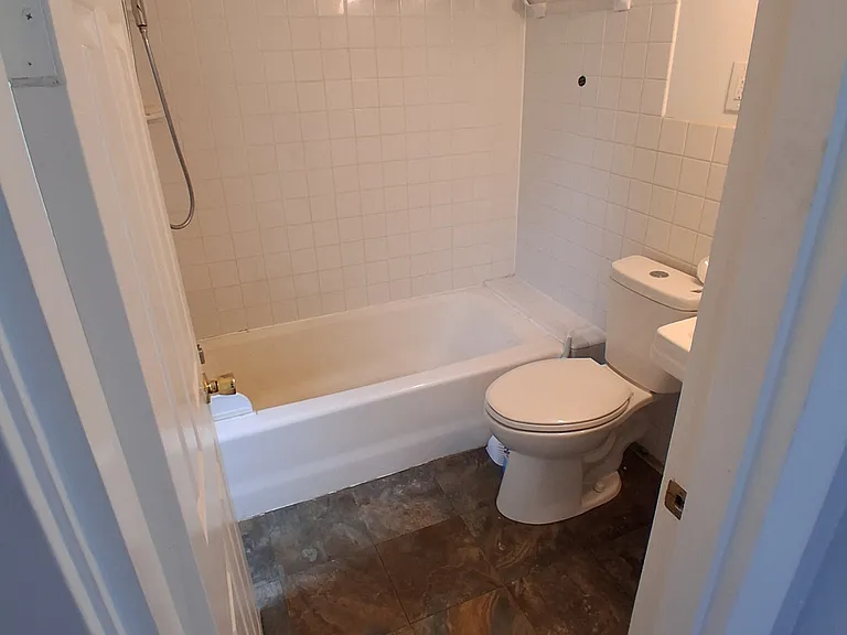 4812 Erskine Rd — Photo 18