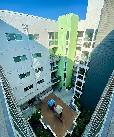 979 S Serrano Ave #979 — Photo 6