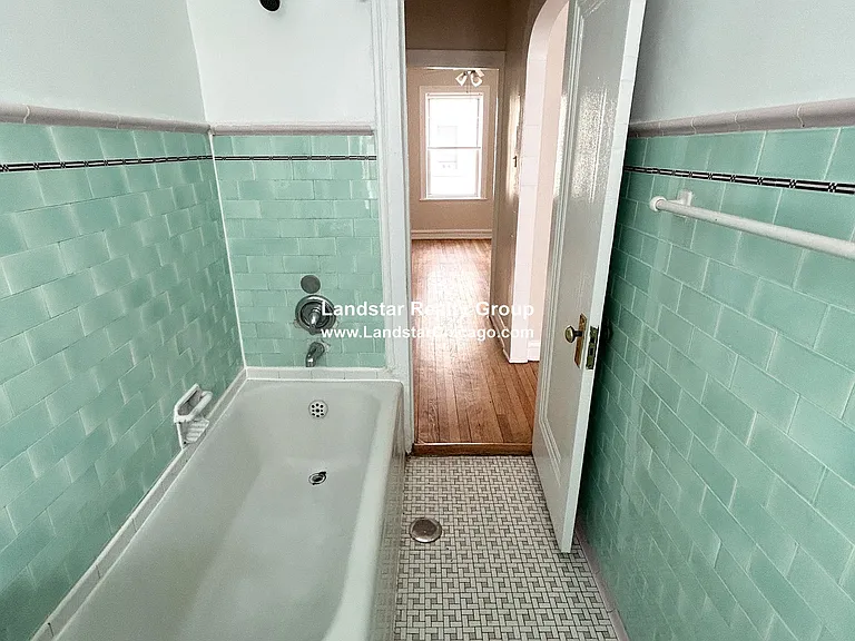 1806 W Farwell Ave #3B — Photo 13