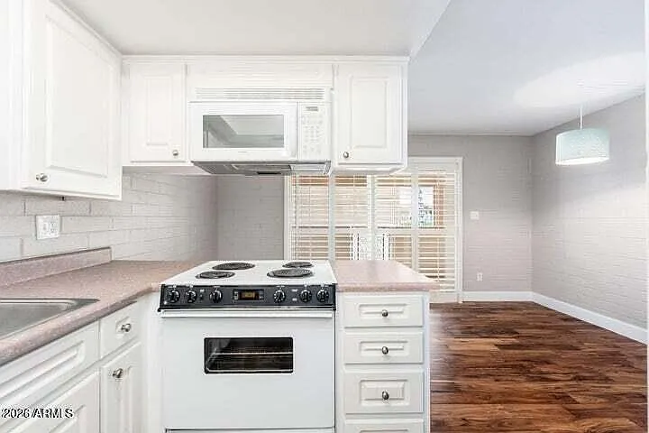 4848 N Woodmere Fairway #5 — Photo 13
