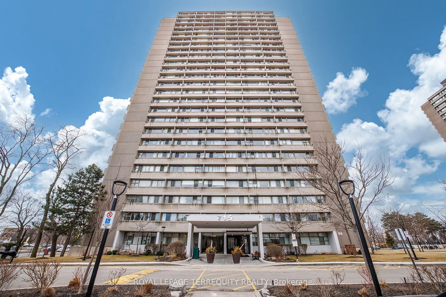 715 Don Mills Rd #2204 photo 1
