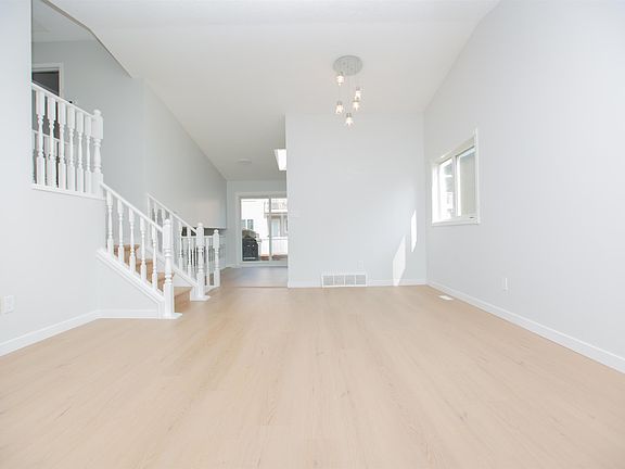 3rd image of 9340 180a Ave NW