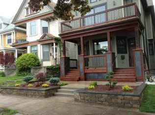 2009 N Newhall St, Milwaukee, WI 53202