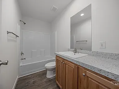 2750 Alden Rd #8 — Photo 14
