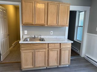 170 Mount Saint Charles Ave #3L, Woonsocket, RI 02895