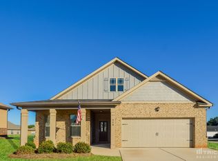 516 Carleton Pl, Locust Grove, GA 30248