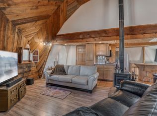 61 Camino Vista Grande, Santa Fe, NM 87508