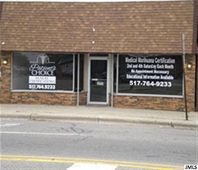 2nd image of 105 5th St