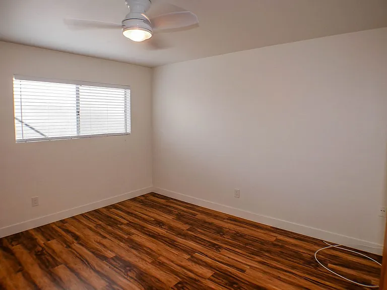 228 Twin Oaks Ave — Photo 33