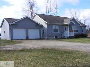 5515 Toles Rd, Eaton Rapids, MI 48827