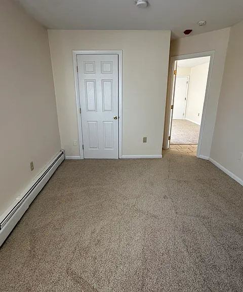 2060 Warwick Ave #1 — Photo 4