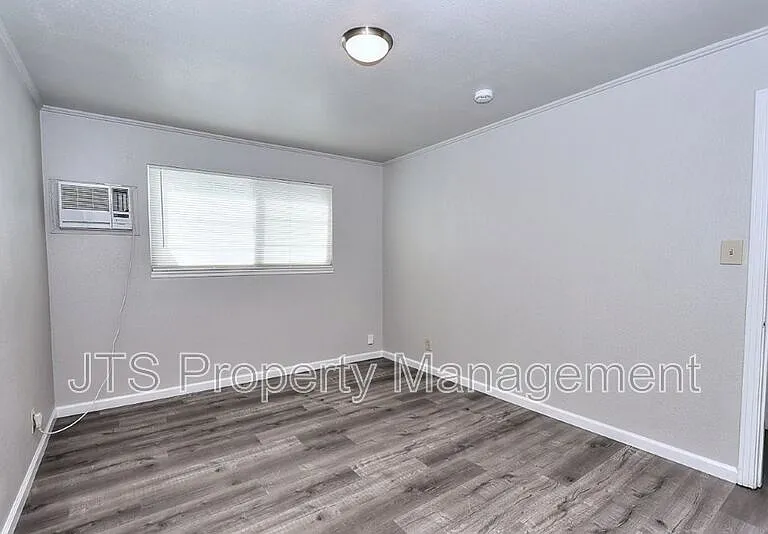 4439 V St #1 — Photo 48