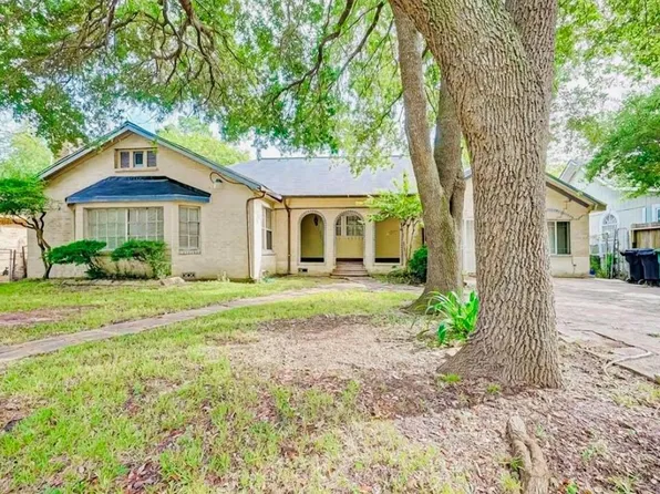6109 Saxon Dr #A, Houston, TX 77092
