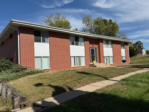 479 5th Ave #4, Marion, IA 52302