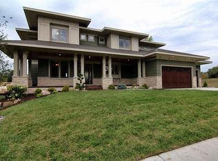 6348 Bellevue Ln, Eden Prairie, MN 55344