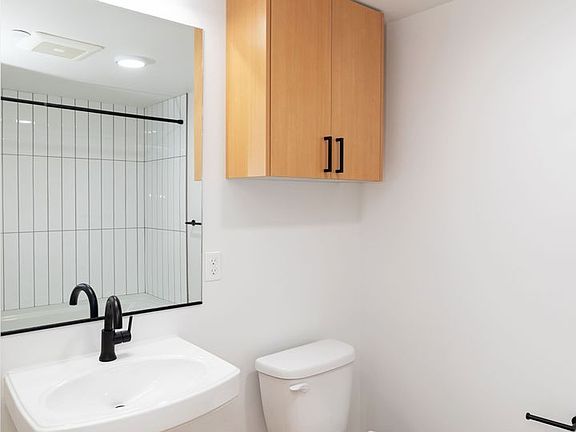 5th image of 802 5th Ave N #201