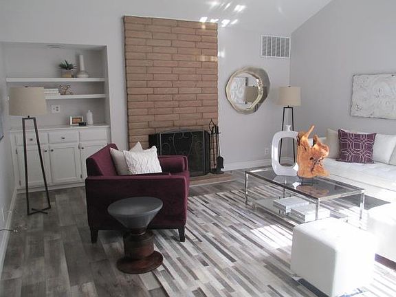 2nd image of 12218 Atrium Cir