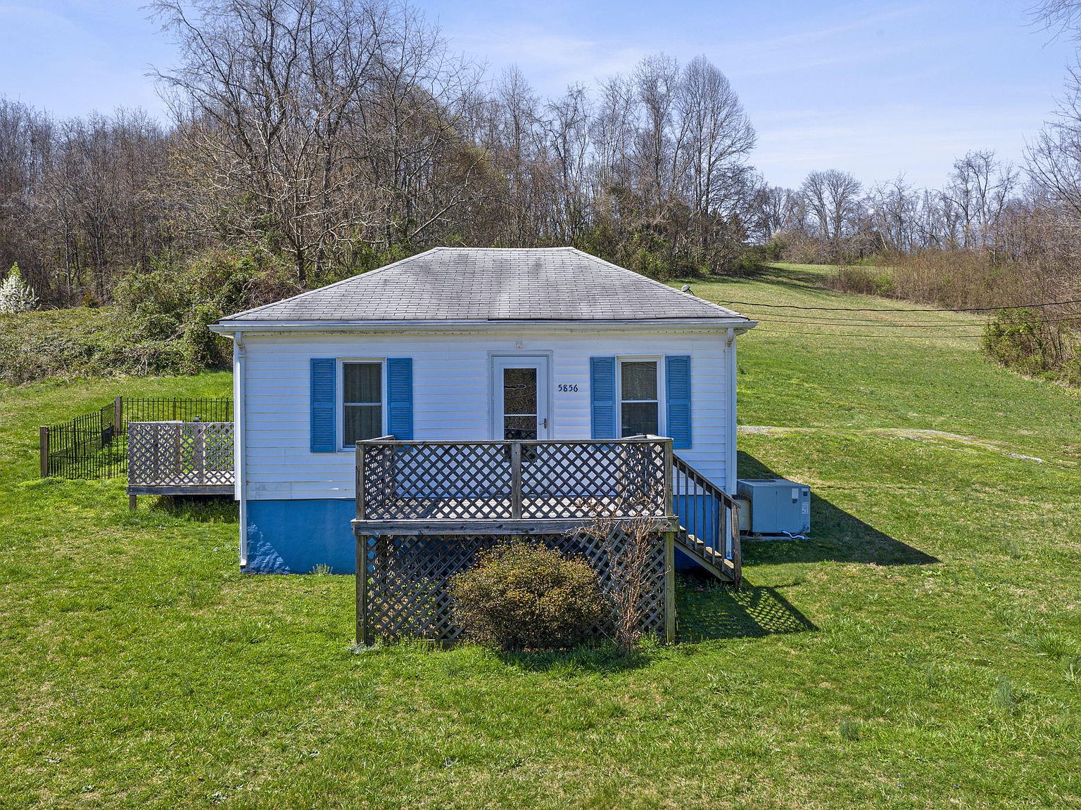 5856 Gate City Hwy, Bristol, VA 24202 Zillow
