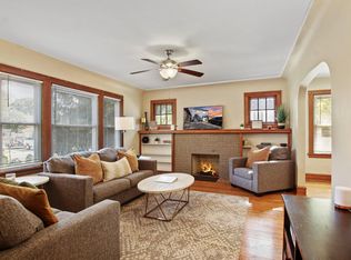 1402 N Jackson St #1, Waukegan, IL 60085