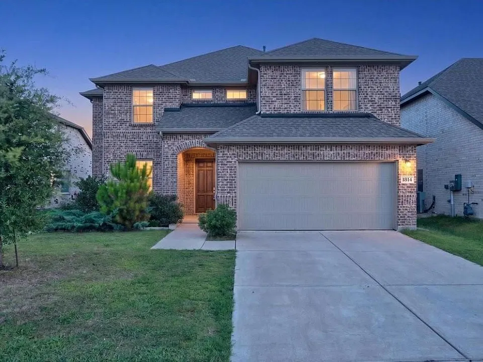 1814 Cedar Orchid Way