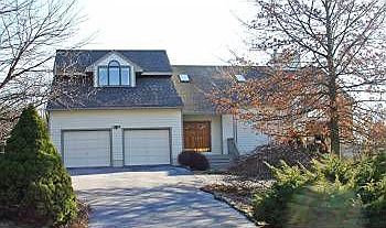 2nd image of 4070 Roxmill Ct