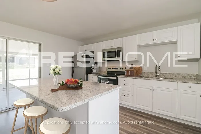 7184 Fireside St — Photo 3