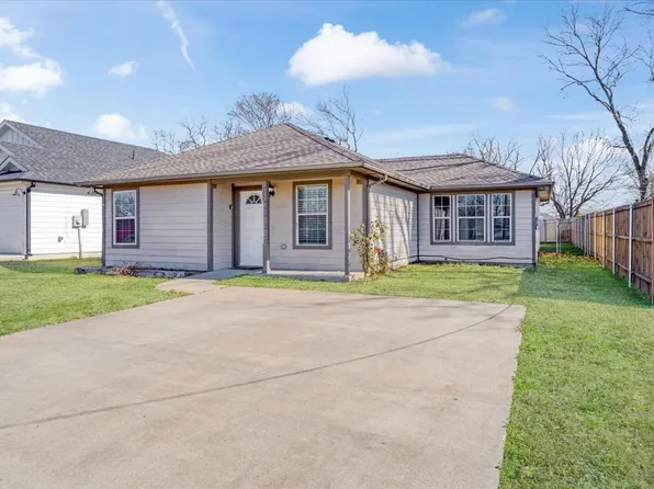 307 N Carter, Howe, TX 75459