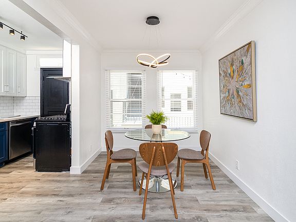 5th image of 1828 N Edgemont St #1850-01