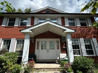 3 Butterfield Dr #Aa, Toronto, ON M3A 2L9