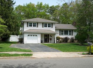 130 Sun Valley Rd, Toms River, NJ 08755