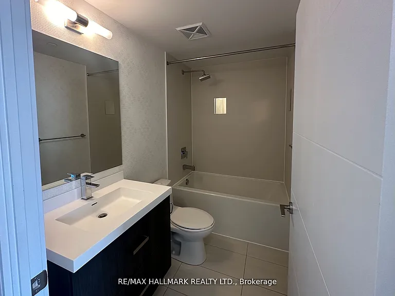 50 Wellesley St E #2904 — Photo 13