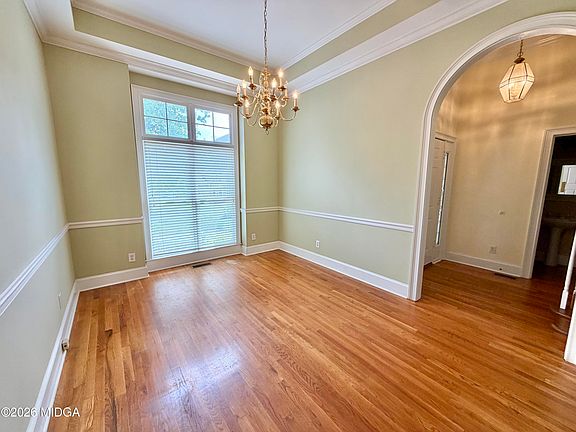 3rd image of 540 Brookside Dr