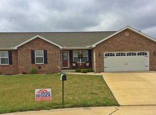 18 Delaware Ct, Bethalto, IL 62010
