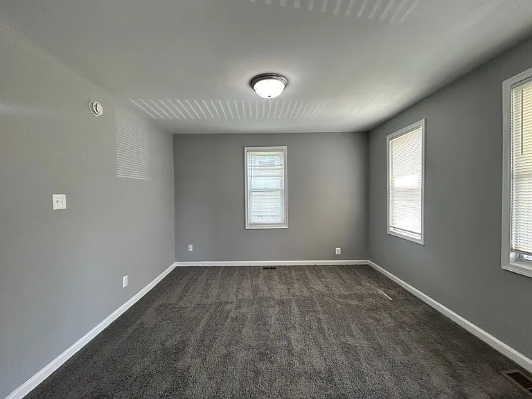 8022 Old Philadelphia Rd — Photo 7