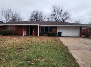 1417 Gannon Ave, Enid, OK 73703