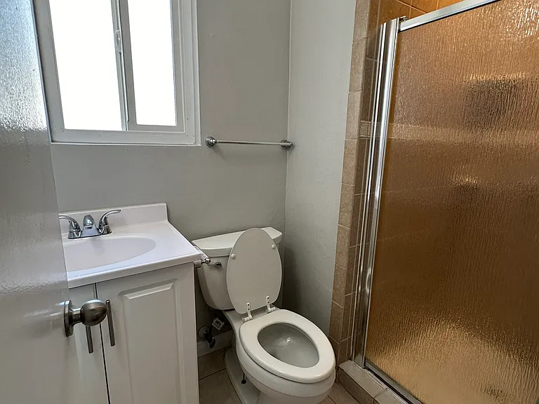 Bathroom #2
