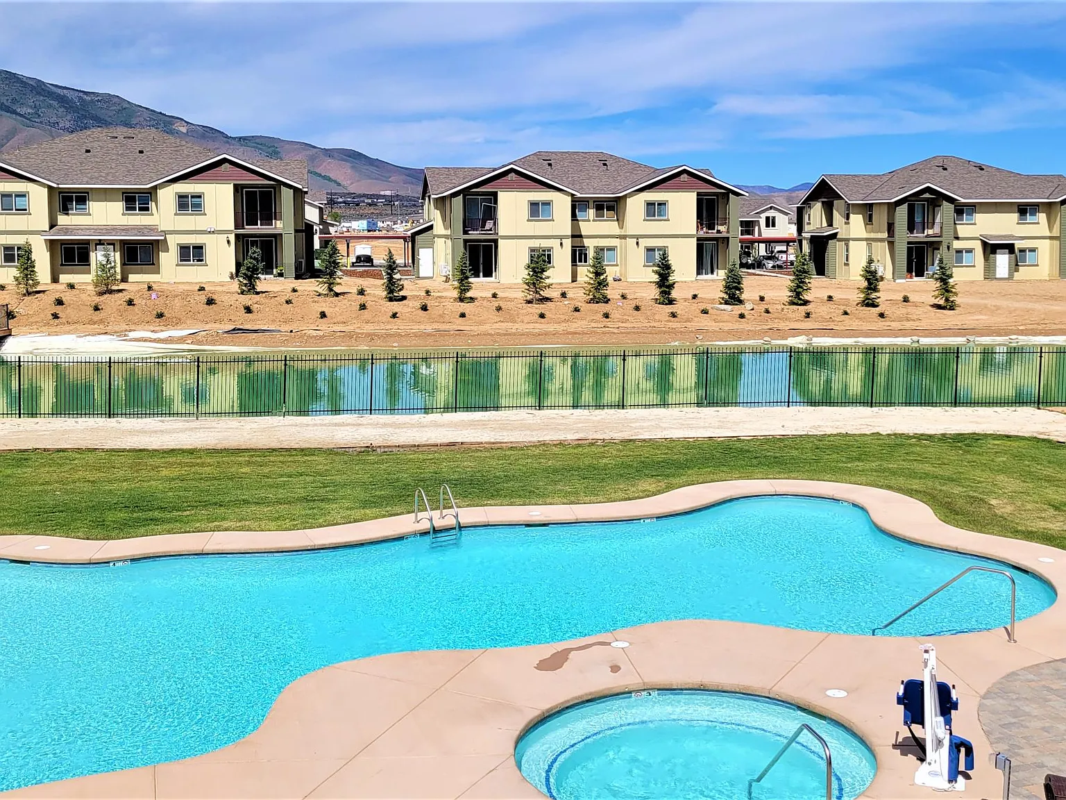 The Lakes at Lemmon Valley — Photo 4