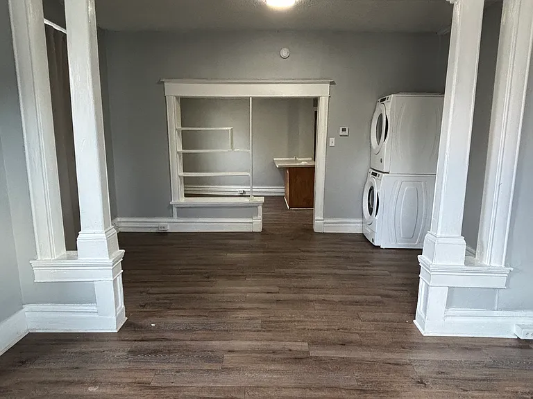 769 Plum St #1 — Photo 3