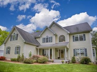 20 Tulip Way, Medway, MA 02053